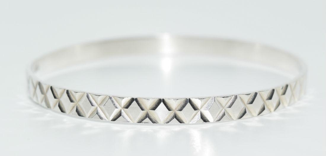 Taxco Mexico Sterling Silver Bangle Bracelet (1 of 2)