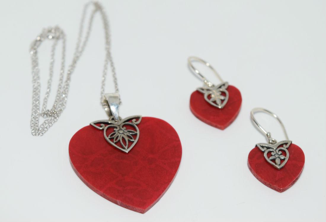 Vintage Indonesian Red Coral Heart Sterling Silver Set: Sterling Silver 18” Clasped Red Coral Heart Set Measures 32.7mm wide with a 43.5mm Drop Necklace, Earrings Measure about .5” Drop
