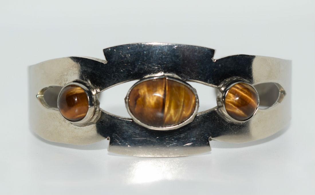 Silver Plated Tigerâ€™s Eye Cuff Bracelet (1 of 3)