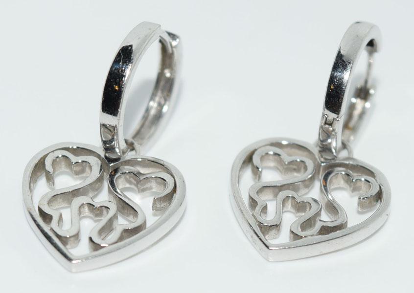 Jane Seymour Open Heart Sterling Earrings: These Earrings have a 33mm drop and are 18mm wide. Stamped with Jane Seymour’s makers mark.