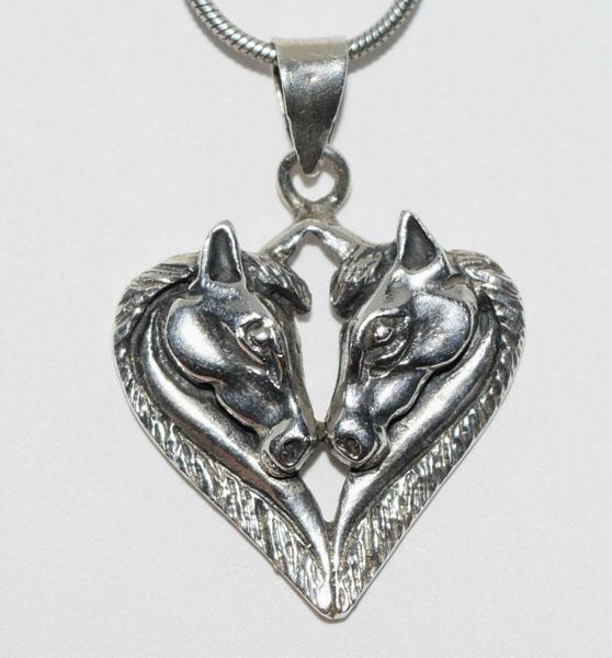 VTG Silver Horse Heart Necklace (1 of 3)