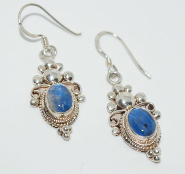 VTG Sterling Moonstone Bali Design Earrings: These Vintage Silver Bali Design hook earrings measure 13mm wide with a 39mm drop with a bezel set oval moonstone.
