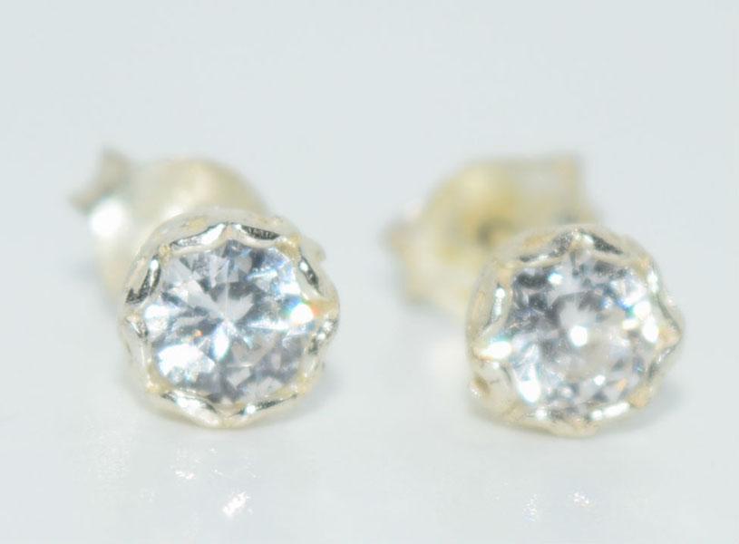Simple Sterling Silver Stud Earrings (1 of 3)