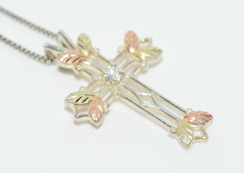 Sterling Black Hills Cross Necklace: This cross pendant measures 16.5mm wide with a 25mm Drop on a 18inch box chain.