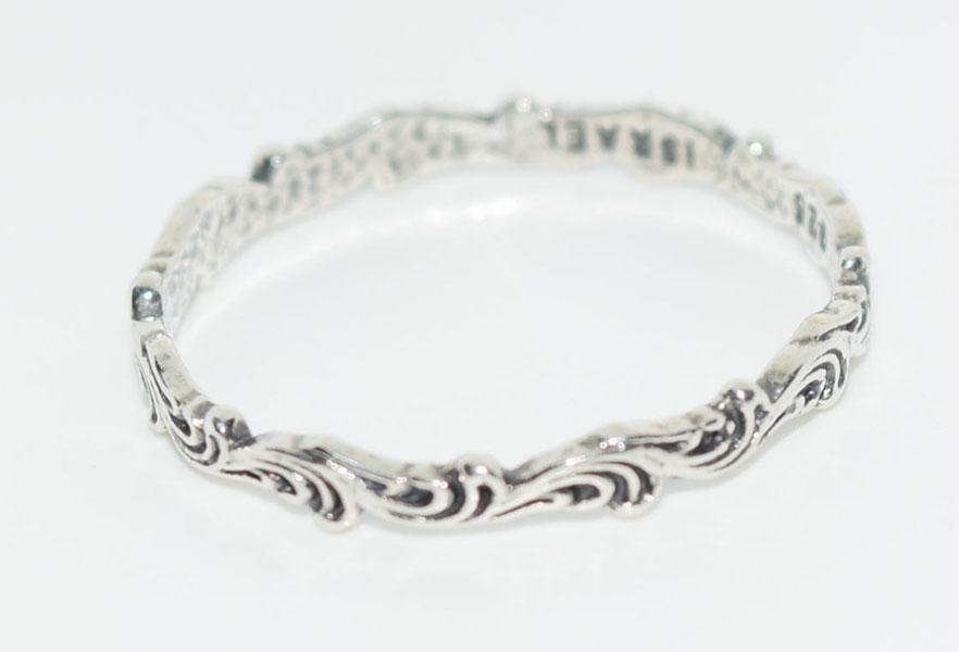 Sterling Silver Scroll Ring sz 9 (1 of 3)