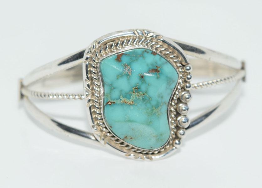 VTG Sterling Navajo Turquoise Cuff Bracelet (1 of 3)