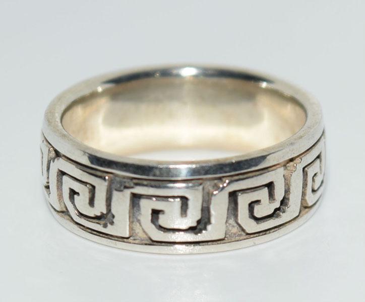VTG Sterling Greek Key Design Ring sz 6 (1 of 4)