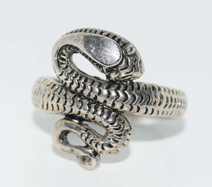 Silver Tone Snake Ring Size 10 (1 of 3)