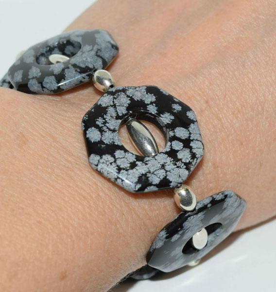 Sterling & Carved Obsidian Stone Bracelet: This bracelet is 27.5mm at the widest & 7.5inches long & is stamped 925.