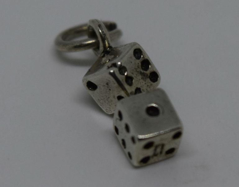 VTG Sterling Dice Charm: This charm measures 16.1 x 8mm & stamped 925.