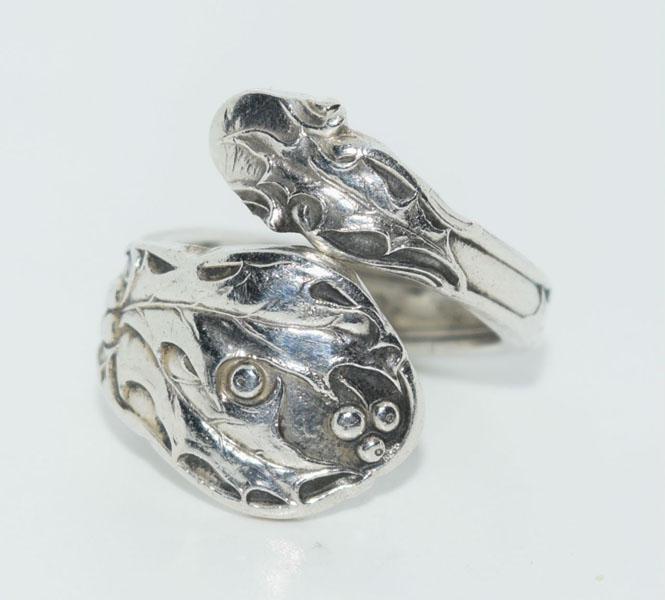 VTG Sterling Holly Wrap Ring Sz 7 (1 of 3)