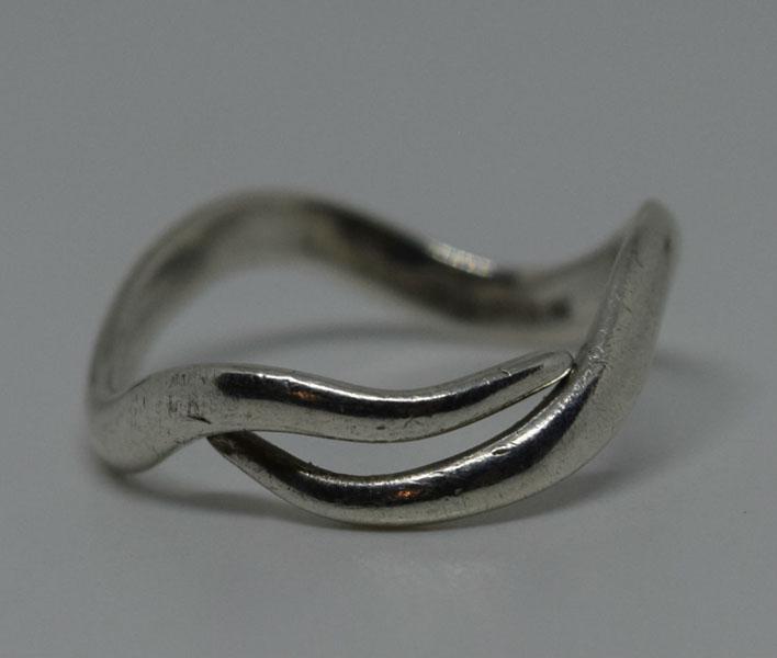 BEAU Sterling Wave Wrap Adj Ring (1 of 3)