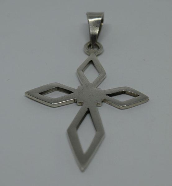 Mexico Sterling Silver Pointed Cross Pendant (1 of 3)