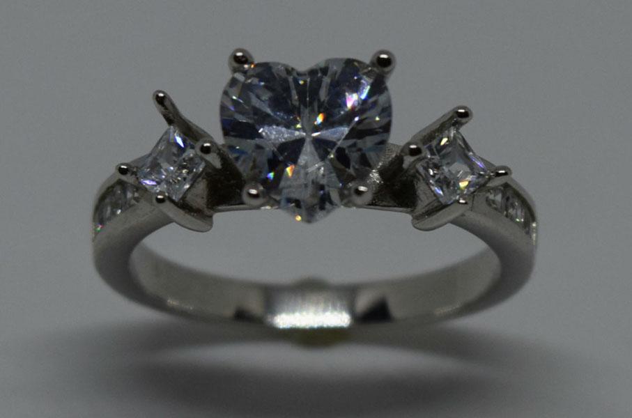 Sterling Silver Heart Engagement Ring Sz 8: This ring is a size 8 & measures 8.3 x 8.1mm face & stamped 925.