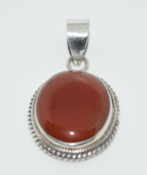 Sterling Silver Carnelian Oval Pendant: This pendant measure’s 23.9mm wide with aa 47mm drop & stamped 925.