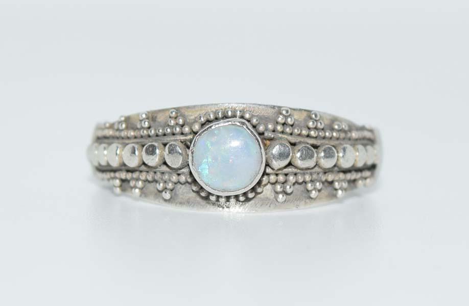 Sterling Silver Opal Ring Sz 7.5 (1 of 3)
