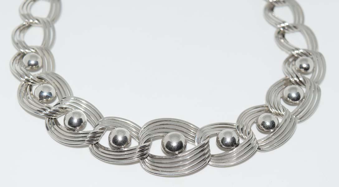 Vintage Sterling Oval Link Graduating Necklace (1 of 5)