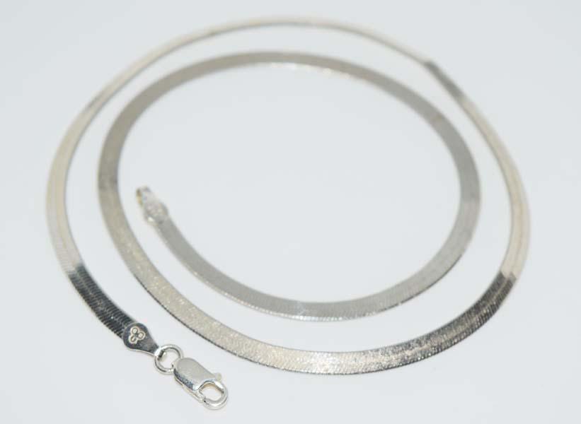 Italian Sterling Herringbone Necklace (1 of 4)