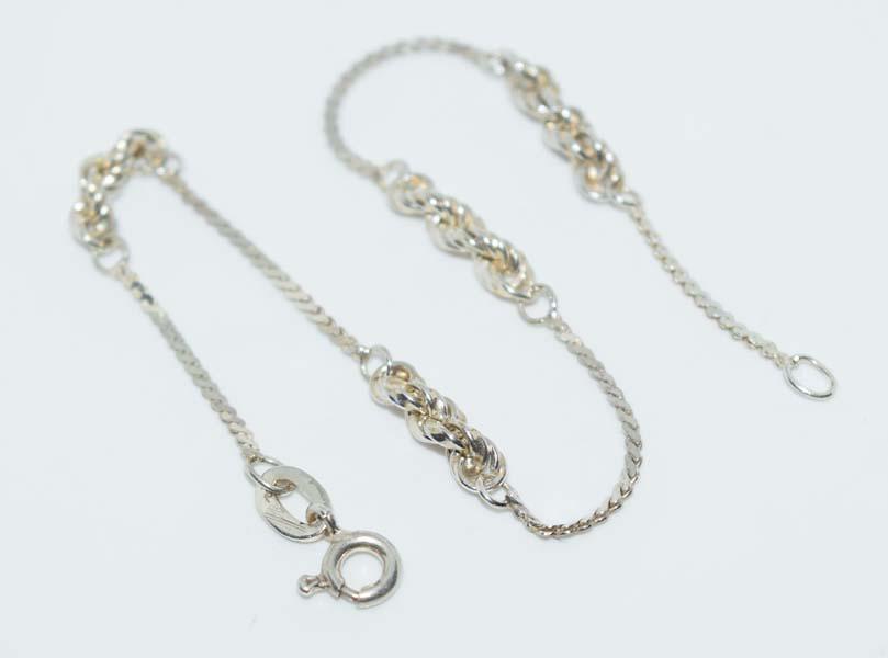 Sterling Silver Twisted Chain Bracelet: Sterling silver twisted chain bracelet | Measurement: 6.75” length, 3mm width