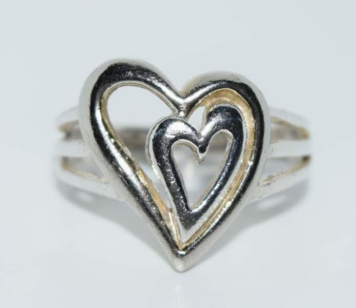 Sterling Silver Heart Ring Sz 6.5 (1 of 2)