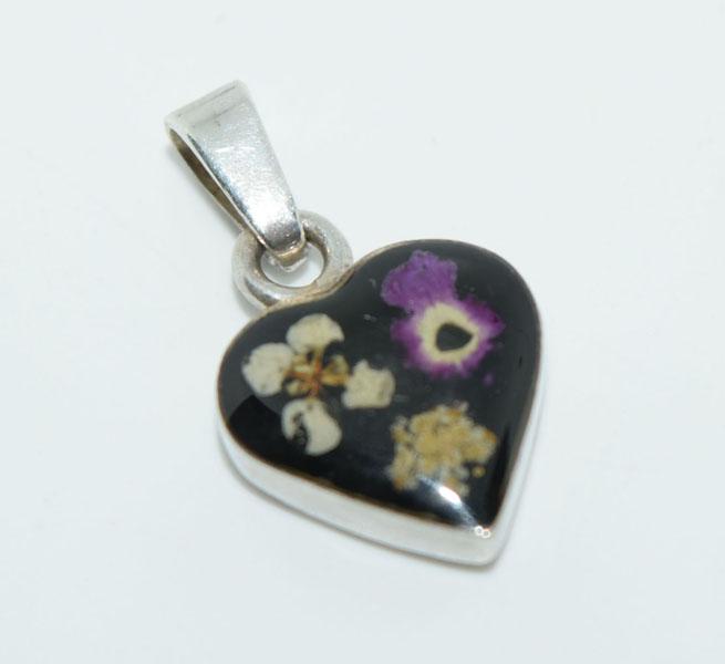 Sterling Flowers in Resin Heart Pendant: This pendant measure’s 11.5mm wide with a 20mm drop & stamped 925.