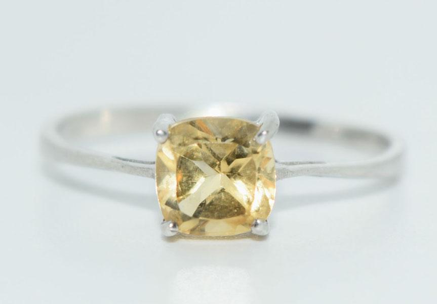 Sterling Cushion Cut Citrine Solitaire Ring Sz 8.5: This ring measure’s 6mm Citrine a size 8.5 weighs 11.8grams & stamped 925.