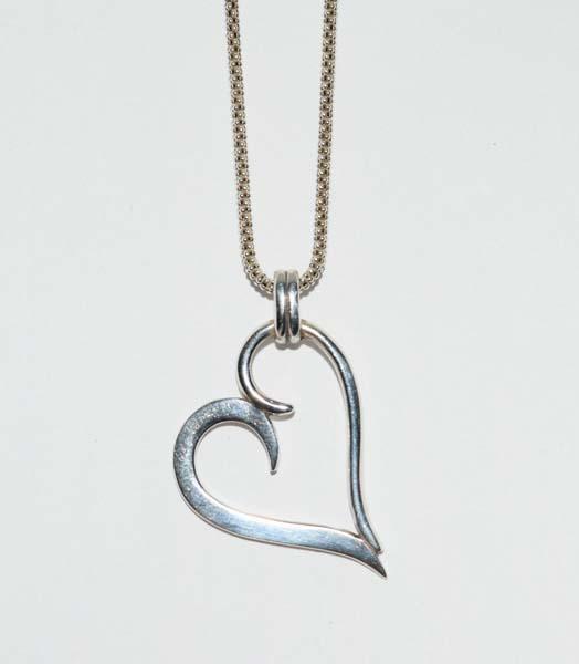 Sterling Silver Heart Necklace: This pendant measures 22mm wide with a 34.5mm drop on an 18inch pop corn chain & stamped 925 A Thailand.