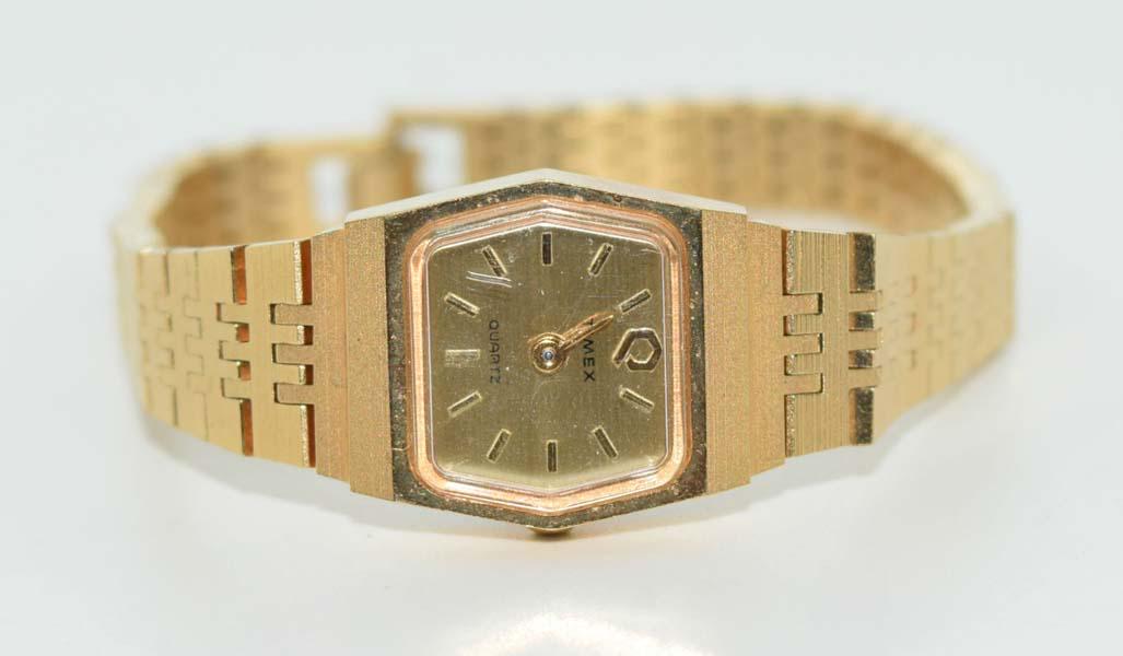 Vintage Timex Hexagonal Face Small Watch: This watch measures 17mm face 7inch long band.