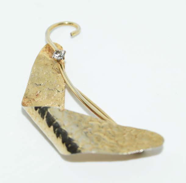 Costume Gold Tone Artisan Rhinestone Brooch (1 of 3)