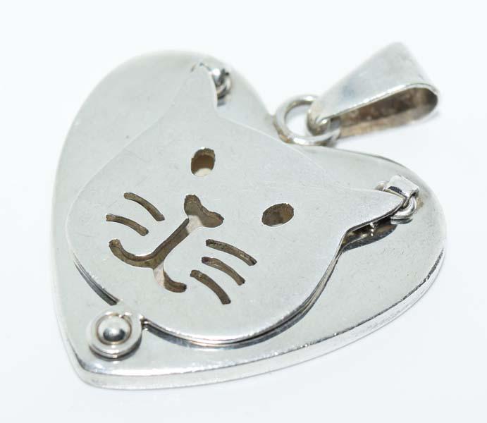 Anni & Co Sterling Silver Cat Locket Pendant: Measurement: 46mm drop, 36.5mm width | Weight: 17.2 grams | Stamp: Anni & Co. 925