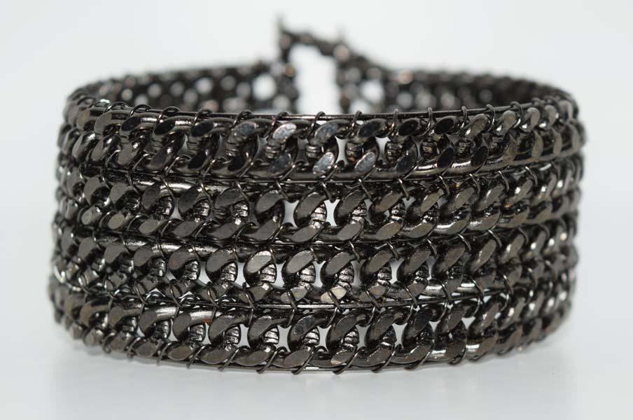 Wide Chain Link Bracelet: Measurement: 2.2 inch diameter, 28mm width