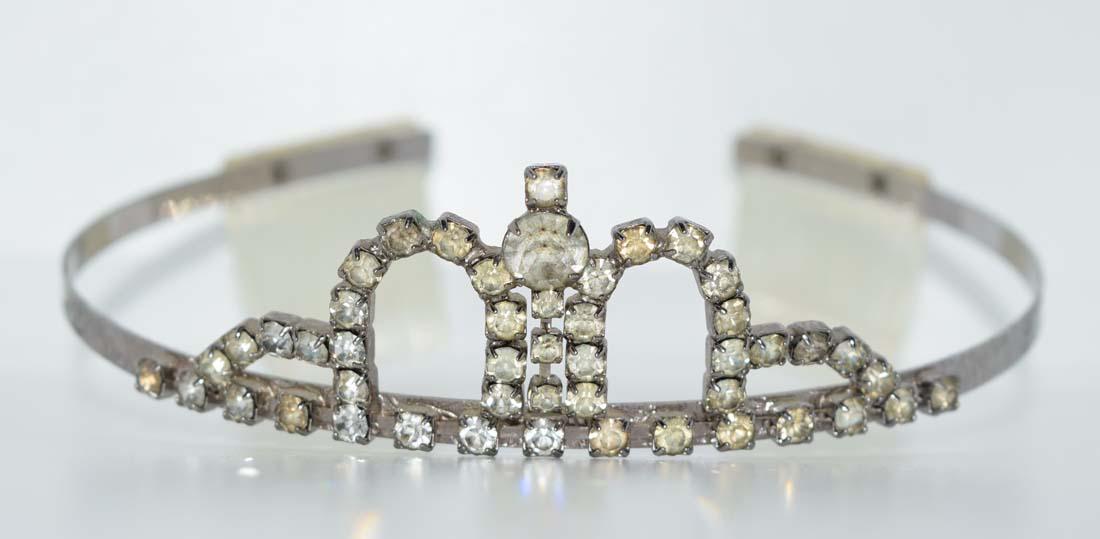 Vintage Style Rhinestone Tiara (1 of 5)