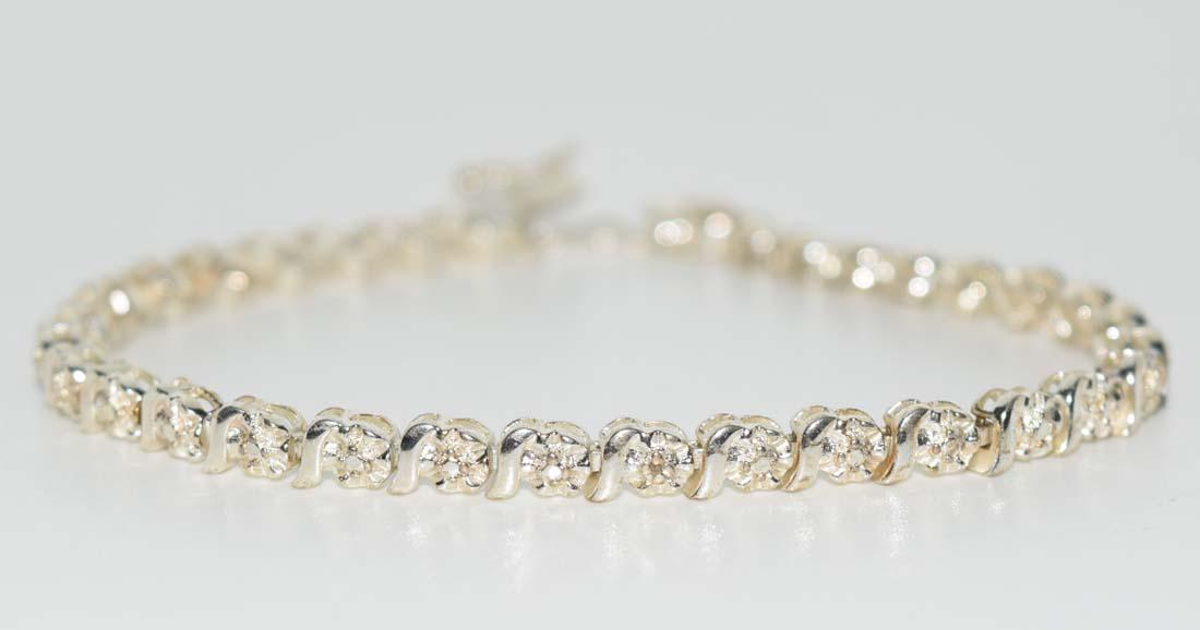 Sterling Silver Tennis Bracelet: Measurement: 7 inch length, 4.5mm width | Weight: 10.1 grams | Stamp: 925