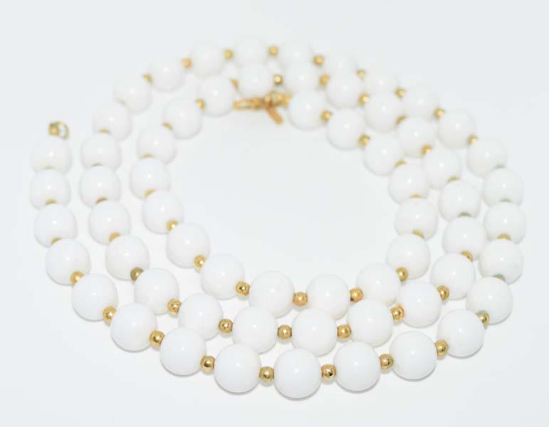 Vintage Monet Beaded Necklace: Measurement: 30.5 inch length, 9.7mm width