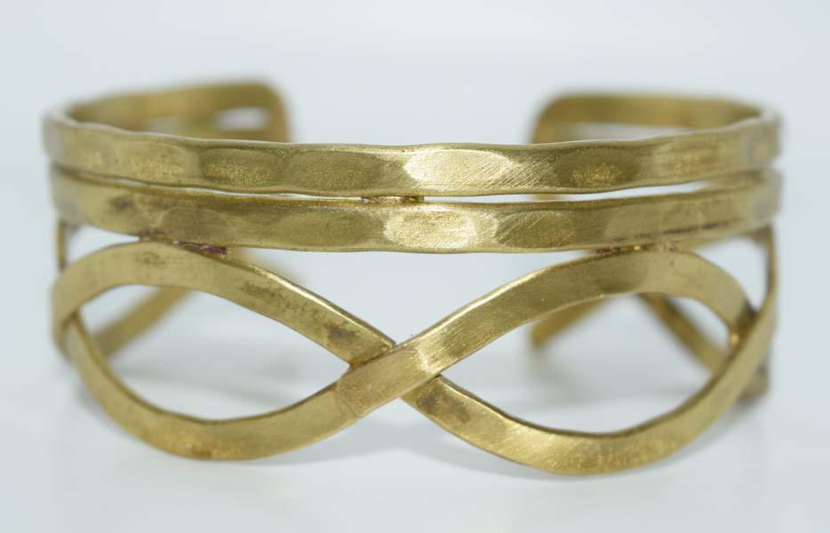 Fashion Cuff Bracelet (1 of 4)
