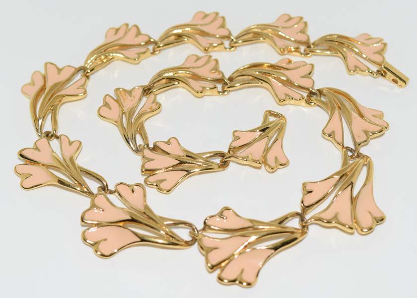 Trifari Enamel Gold Tone Necklace: Measurement: 17 inch length, 20.8mm width