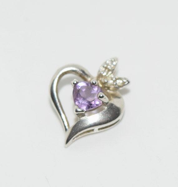Sterling Amethyst Heart Pendant: Weighs 1.6grams Measures 13.2 x 17mm Stamped 925 Tested Amethyst