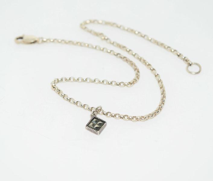 Sterling Silver 10inch Rolo Chain Ankle/Bracelet: Weighs 3grams Measures 2mm wide 10inches long Stamped 925