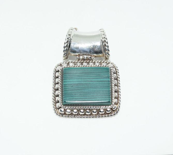 Sterling Malachite Rope & Bead Pendant: Weighs 11.2grams Measures 1.11inches wide 1.58inch drop Stamped 925 Thailand