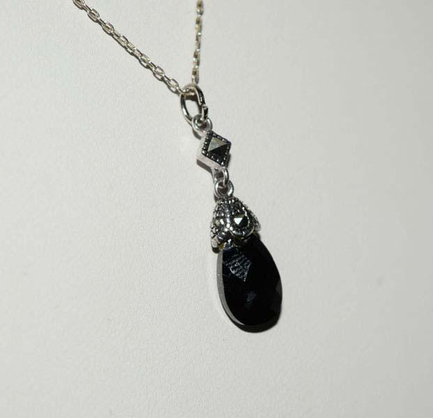 16 inch Sterling Silver Marcasite Necklace: Weighs 2.3grams measures 7mm wide 27.5mm drop 16inch chain Stamped 925 Italy