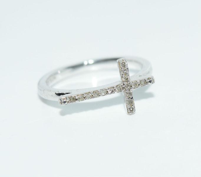 Sterling Silver Sideways Cross Ring sz 7 (1 of 4)
