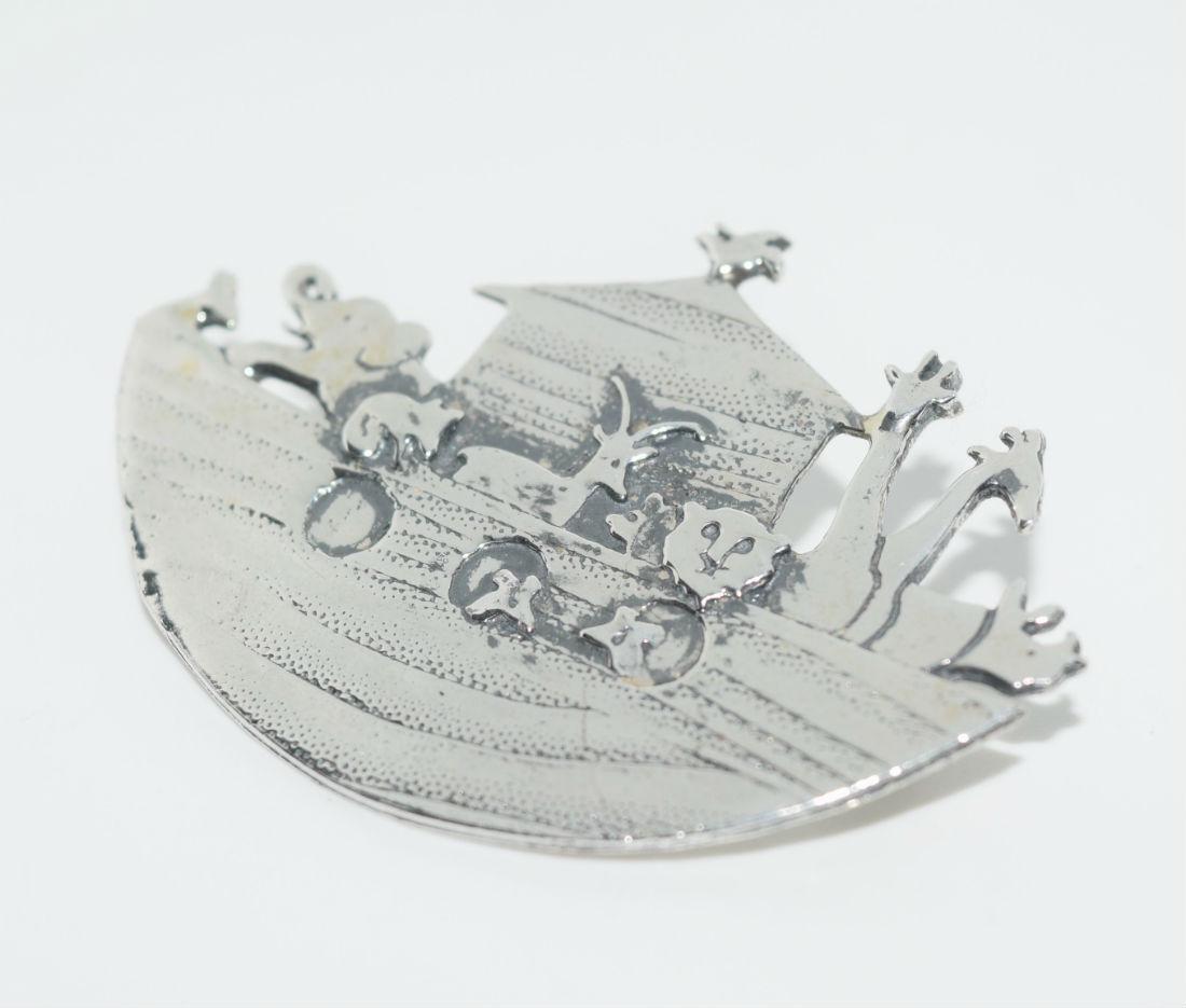 Signed GPMW Sterling Sliver Noahs Ark Brooch (1 of 3)