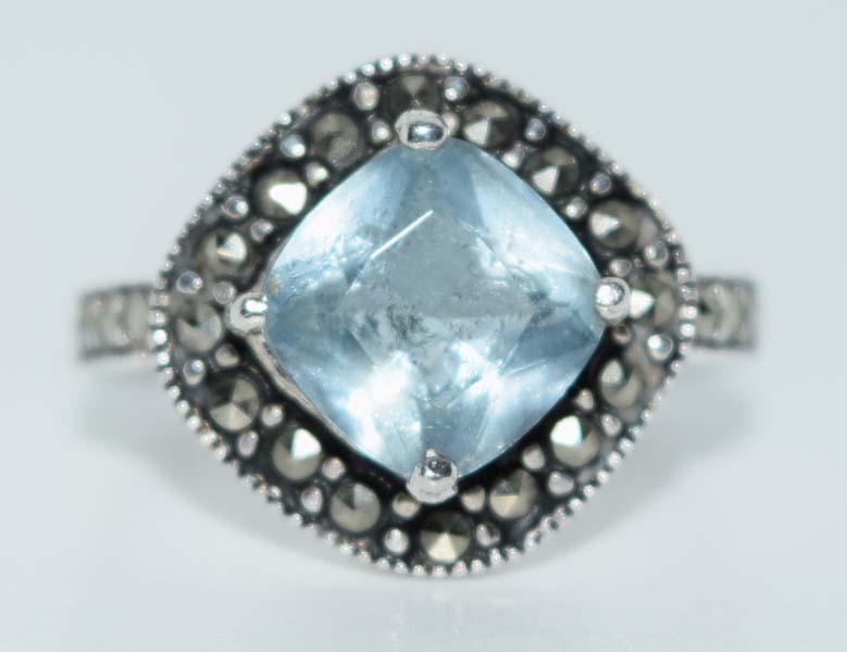 Sterling Silver Topaz & Marcasite Ring Sz 5.5 (1 of 3)