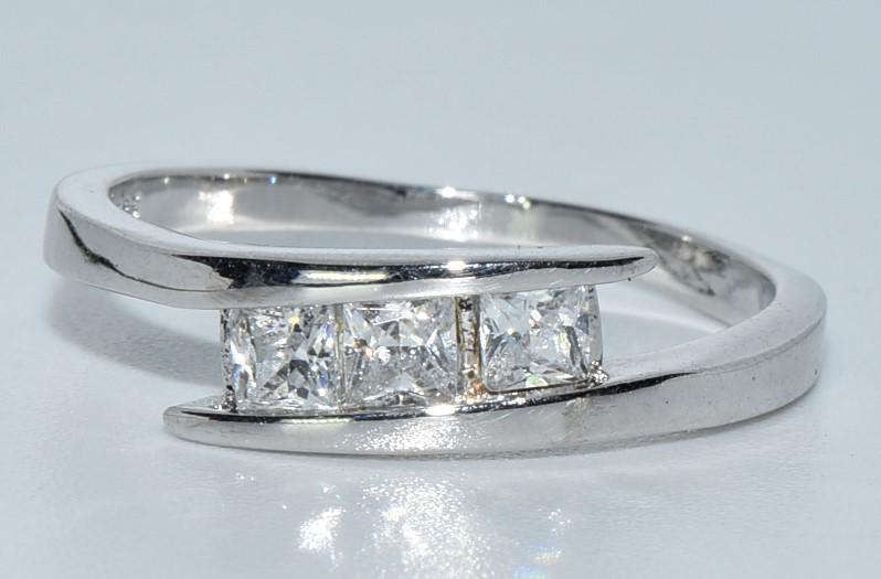 Silver Tone Cz Ring Sz 7 (1 of 3)