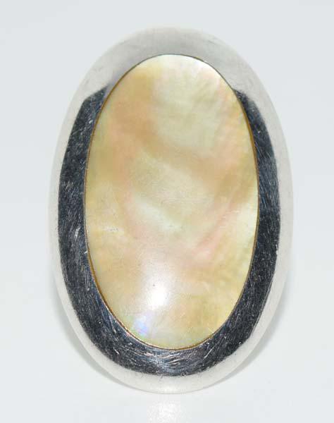 Sterling Silver Mother of Pearl Ring Sz 7.75 (1 of 4)
