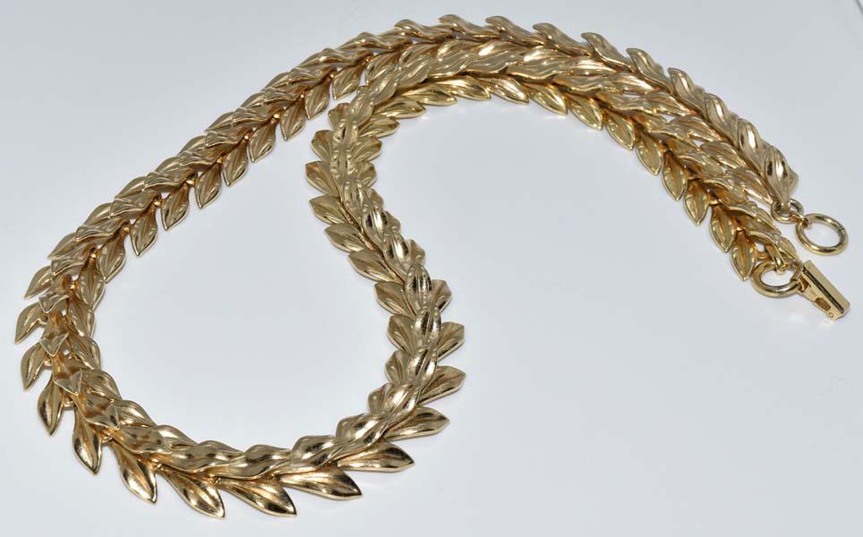 Crown Trifari Gold Tone Leaf Necklace: Measurement: 18.5 inch length, 12.4mm width