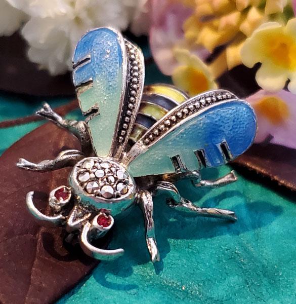 Vintage Sterling Alice Caviness Brooch (1 of 7)