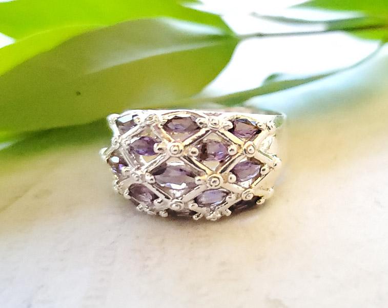 Sterling Silver Ring sz 7 (1 of 3)