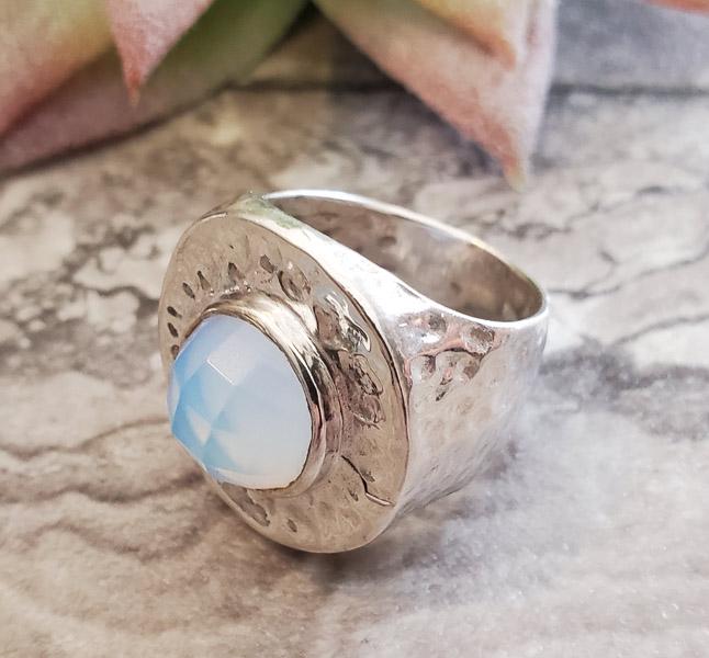 Sterling Silver Ring sz 7.5 (1 of 5)