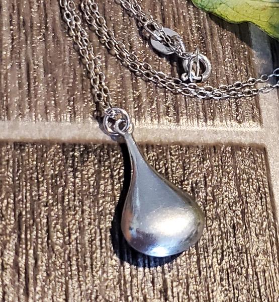 Sterling Silver Necklace (1 of 4)